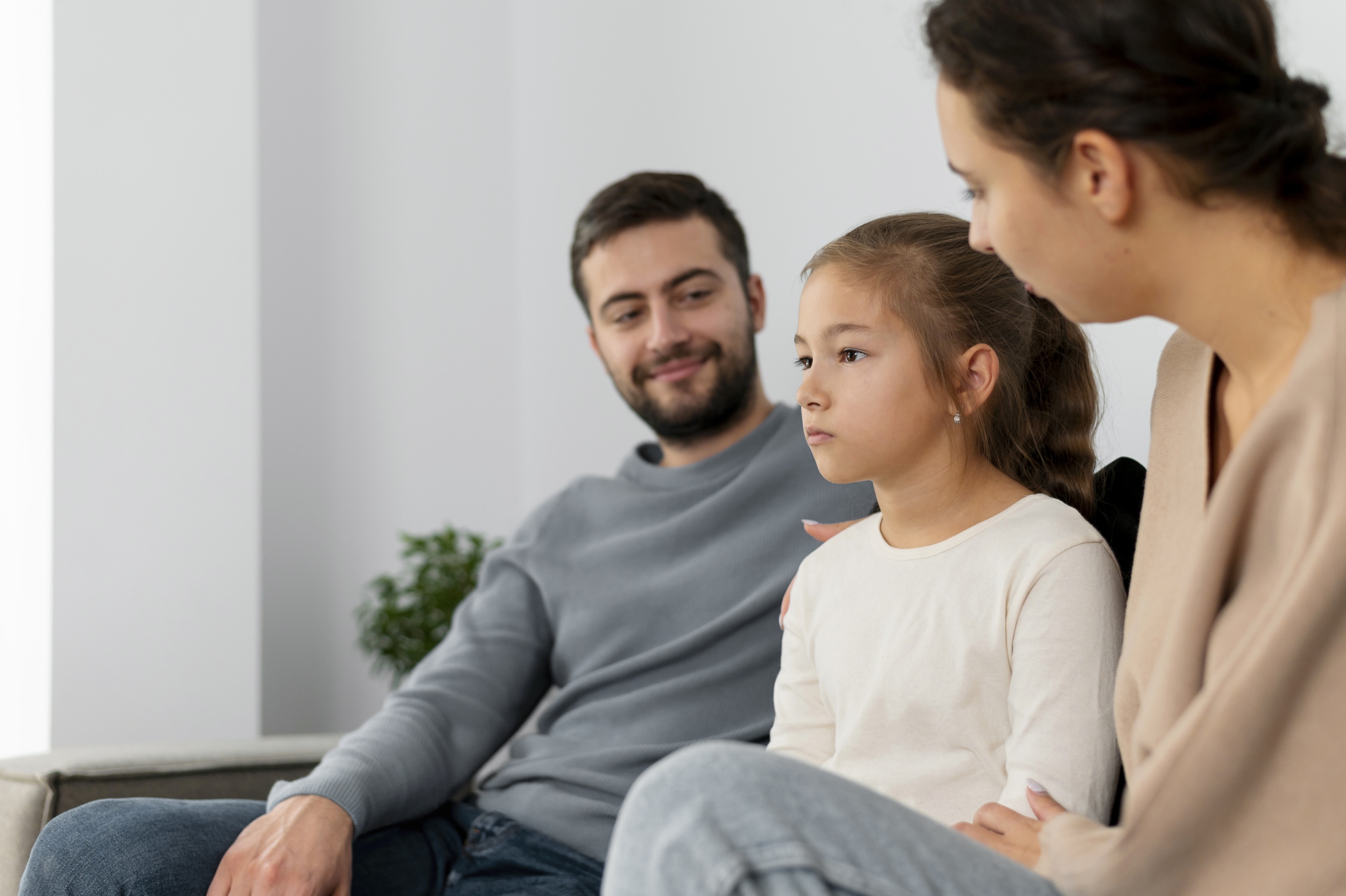2 close-up-family-therapy.jpg